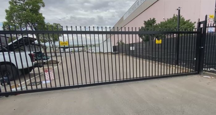 Keep your Automatic gate motor working with JCD Gate Automation servicing Attwood 3049, Gladstone Park 3043, Laverton North 3026, Ardeer 3022 and all of Melbourne's west and northwest.