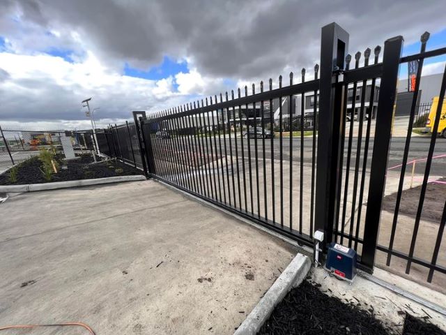 Need a driveway automatic sliding gate like this 6-meter gate installed by JCD Gate Automation in Tullamarine VIC 3043