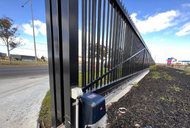 sliding-gate-motor-installation-by-JCD-Gate-Automation-in-Truganina-VIC-a-suburb-in-both-the-Melton-and-Wyndham-LGAs
